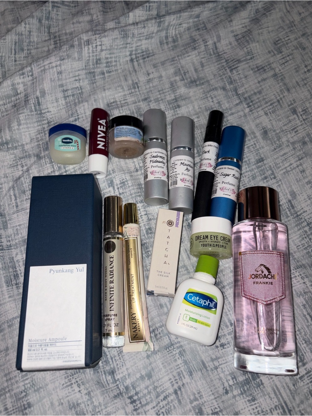 Beauty bundle Tatcha nakery lip